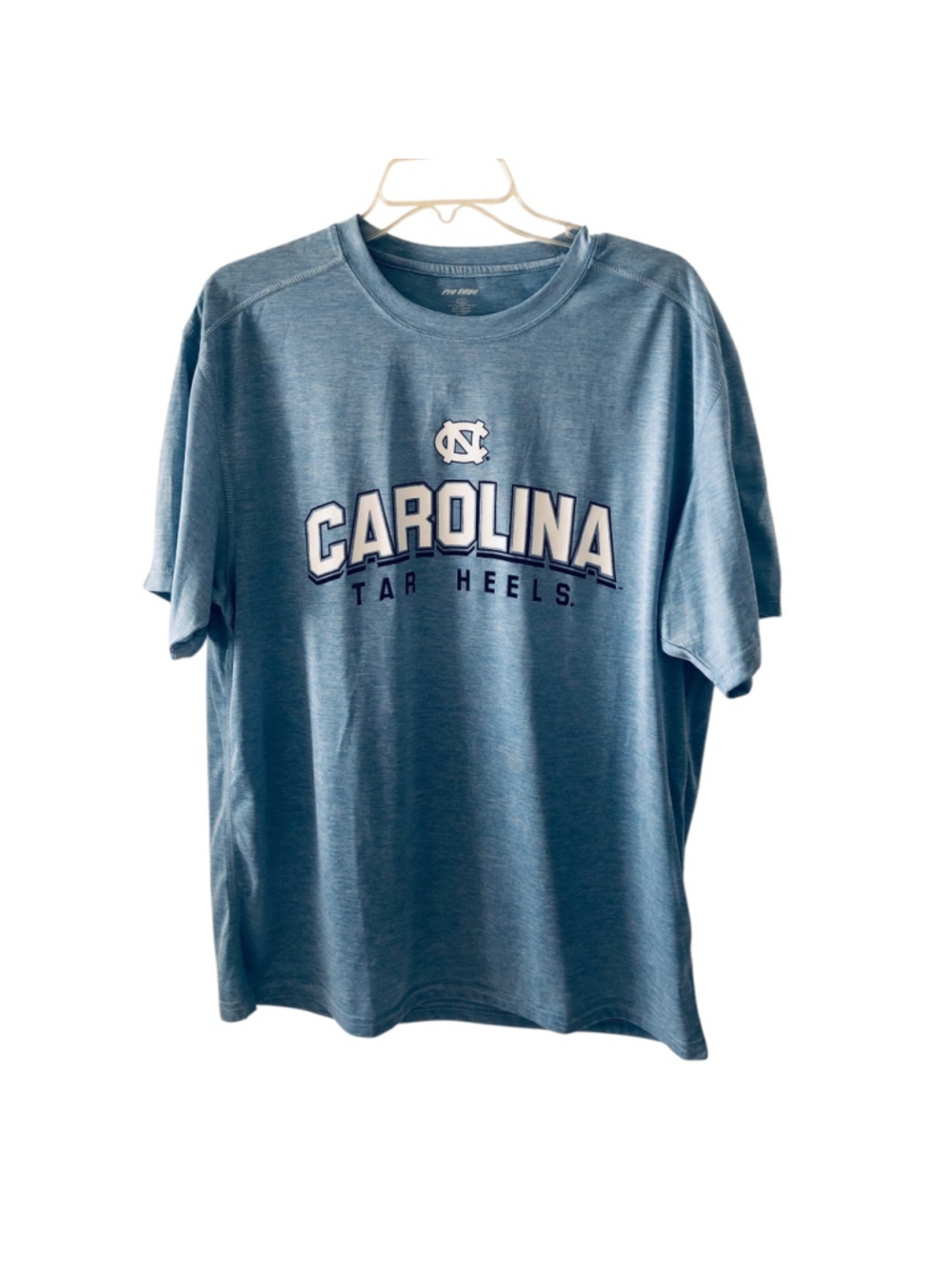 Size Large NC Tar Heels Lightweight Graphic Tee Shirt Gameday Tailgate Fangear
